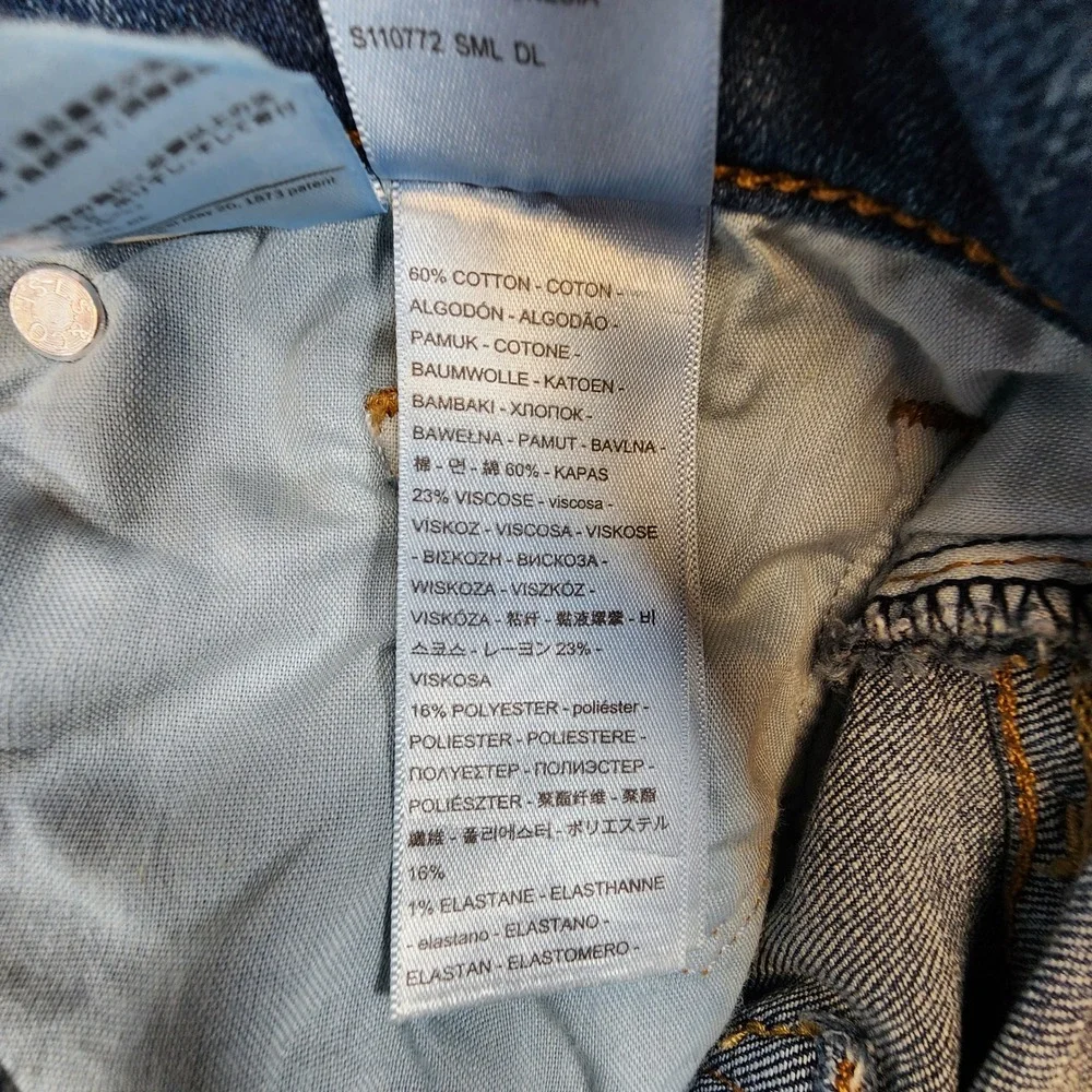 Levi Strauss Classic Bootcut Jeans Womens 8 29x32 (Fits as 29x30.5) Blue Stretch